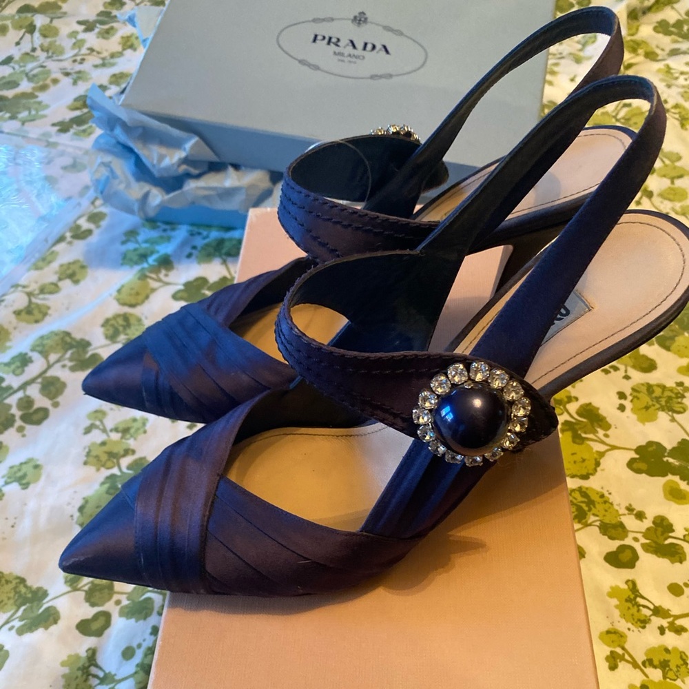 MIU MIU jeweled sling back pump sZ 42